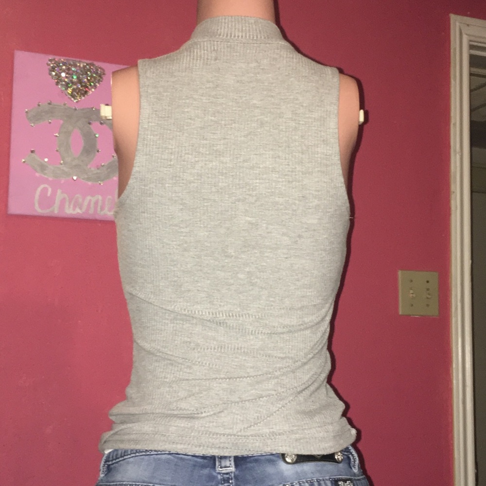 Hollister grey top